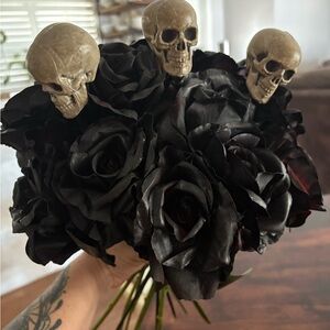 Roses with skulls black,Halloween,goth,spooky